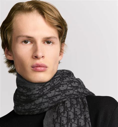 pañuelo dior imitación